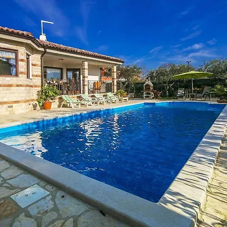 Holiday home Adry *
